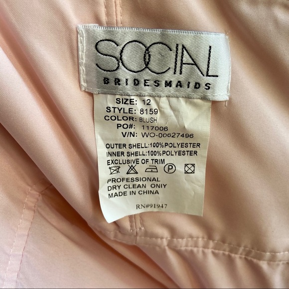 SOCIAL Bridesmaids Strapless Georgette Gown Blush Size 10 - Picture 10 of 10